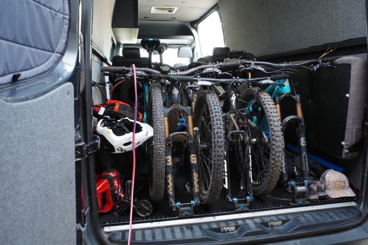 6 bikes, 4 riders